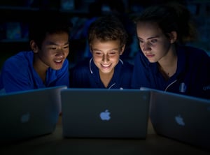 teens-working-on-computers